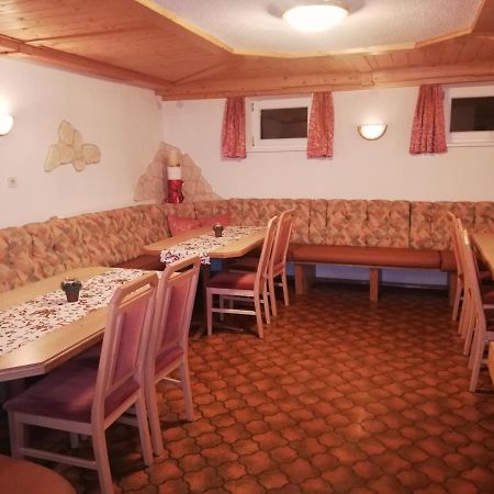 Pension Schoepf Arzl im Pitztal Exterior photo